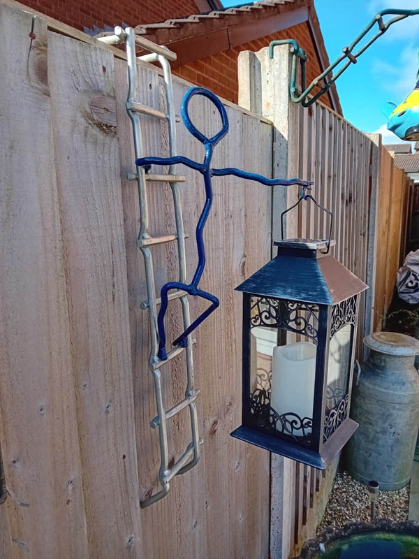 Solar Buddi Fence Lantern Hanger